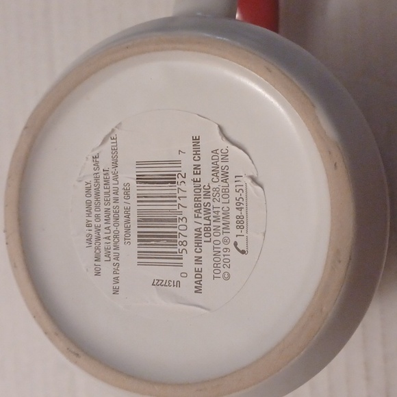 4/$30 Red & White "K" Mug - Picture 5 of 5